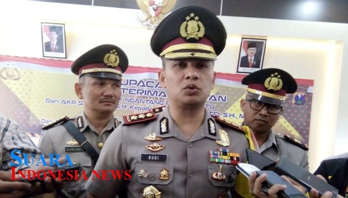 Kapolres Batu Janji Akan Usut Tuntas Anak Buahnya Jika Diketahui Terlibat Pungli 9 Kapolres Batu Janji Akan Usut Tuntas Anak Buahnya Jika Diketahui Terlibat Pungli