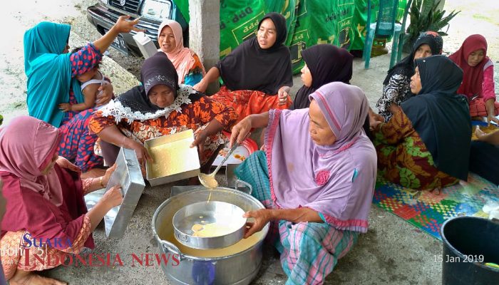 Atasi Problema Ekonomi, Pemeritah Manggeng Gelar Pelatihan Membuat Kerupuk Untuk Emak-Emak