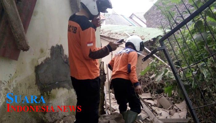 Tanah Ambles di Junrejo Kembali Terulang, Satu Rumah Rusak Berat