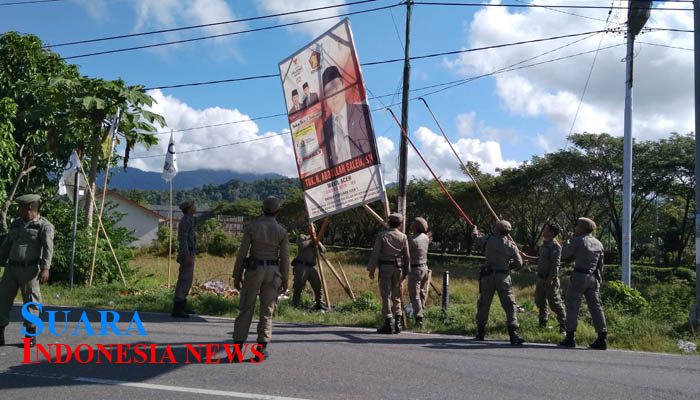 Panwaslih Abdya Tertibkan APK Caleg di Jalan Protokol