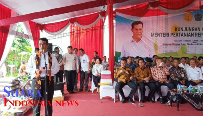 Mentan Kunjungi Pamekasan,Bupati Baddrut Tamam: Ini Bentuk Kepedulian 7 Mentan Kunjungi Pamekasan,Bupati Baddrut Tamam: Ini Bentuk Kepedulian