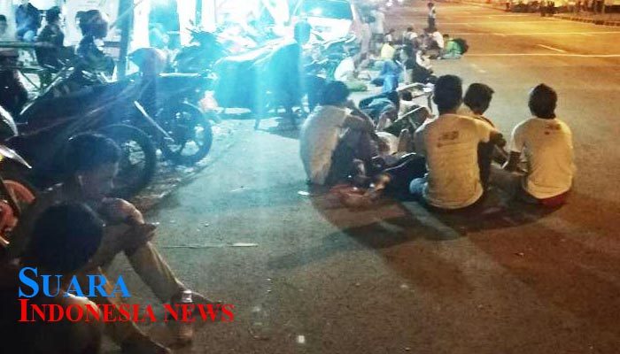 Demonstrasi Barikade Jokowi di Jembatan Suramadu Mendapat Pengawalan Polres Bangkalan