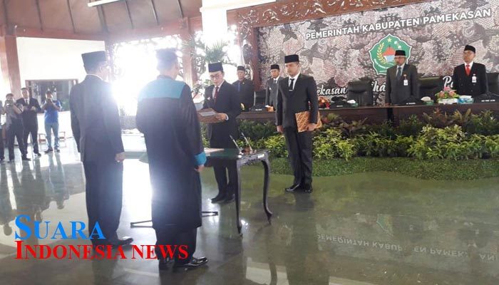 Bupati Pamekasan Baddrut Tamam Lantik Pj Sekda Baru