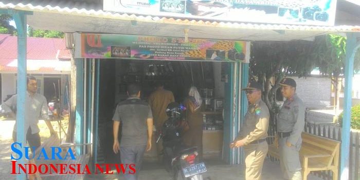 SatpolPP dan KP2T Cek Izin Pemilik Usaha di Abdya