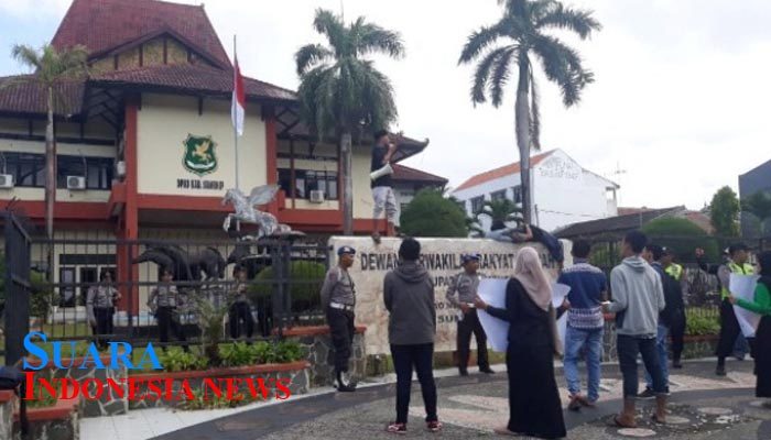 Marak Tambak Udang Ilegal, BPPM Tuding Pemkab dan DPRD Sumenep Tak Tegas 7 Marak Tambak Udang Ilegal, BPPM Tuding Pemkab dan DPRD Sumenep Tak Tegas