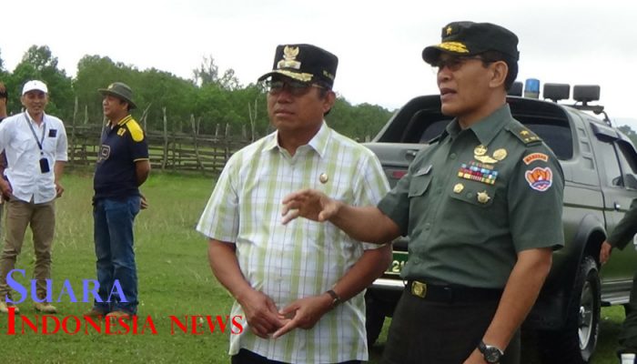 Tinjau Lokasi TMMD, Brigjen Widodo Iryansah Ajak Masyarakat Pelihara Jalan yang Ada