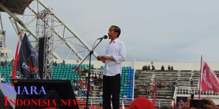 Jokowi : Pakailah Baju Putih Saat Mau Nyoblos