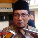 Kepala Kemenag Pamekasan Affandi saat di wawancarai awak media