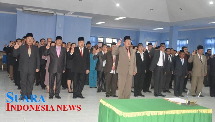 Bupati Nias Lantik Pejabat Pimpinan Tinggi Pratama, Administrator dan Pengawas 9 Bupati Nias Lantik Pejabat Pimpinan Tinggi Pratama, Administrator dan Pengawas