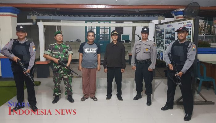 Amankan Rekapitulasi Surat Suara Pemilu 2019, Polres Probolinggo Terjunkan Pasukan Bersenjata Lengkap