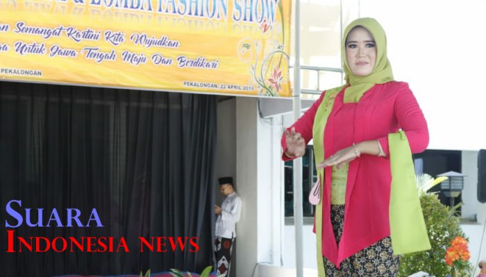 17 Kartini Ikuti Lomba Fashion Show