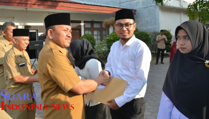Wakil Walikota Langsa Serahkan 164 SK CPNS 11 Wakil Walikota Langsa Serahkan 164 SK CPNS