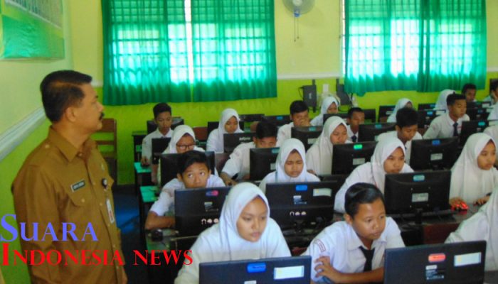 Kadispendik Jember Jamin Kesiapan Ujian Nasional 100 Persen