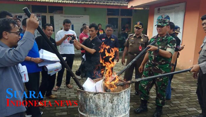 KPU Bakar 1001 Lembar, Surat Suara Rusak