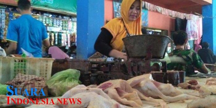 Enam Hari Puasa, Harga Daging Ayam di Kota Santri Meroket