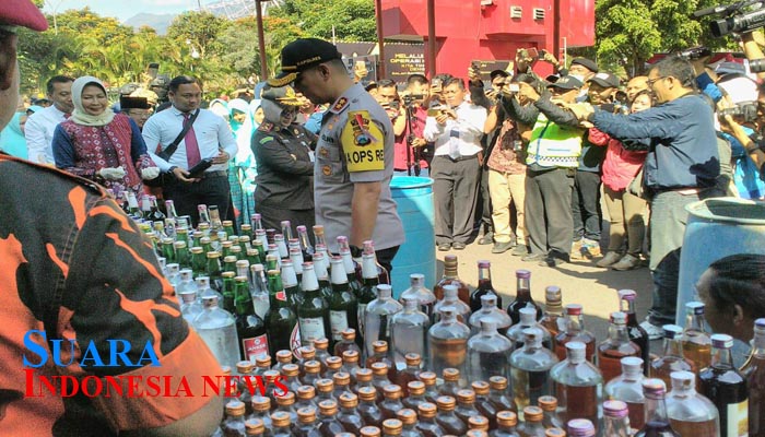 Operasi Pekat, Petugas Berhasil Amankan Ribuan Miras 1 ddf