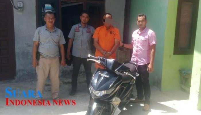 Modus Pelaku : Berikan Bantuan Beras, Satu Unit Sepmor Milik Korban Dibawa Kabur 10 Modus Pelaku : Berikan Bantuan Beras, Satu Unit Sepmor Milik Korban Dibawa Kabur