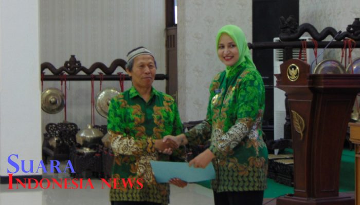 Bupati Faida : Pengurusan SK Pensiun Gratis 8 Bupati Faida : Pengurusan SK Pensiun Gratis