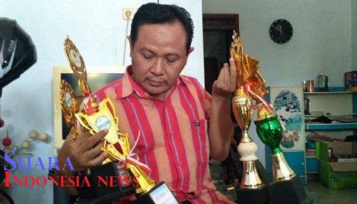 Siswa di Pekalongan Bakar Belasan Piagam Karena Kecewa Sistem Zonasi 7 Siswa di Pekalongan Bakar Belasan Piagam Karena Kecewa Sistem Zonasi