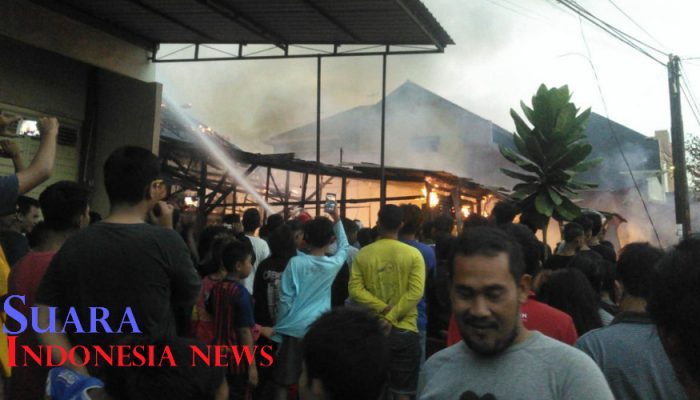 Empat Kios dan Satu Rumah di Kusumbangsa Kota Pekalongan Terbakar