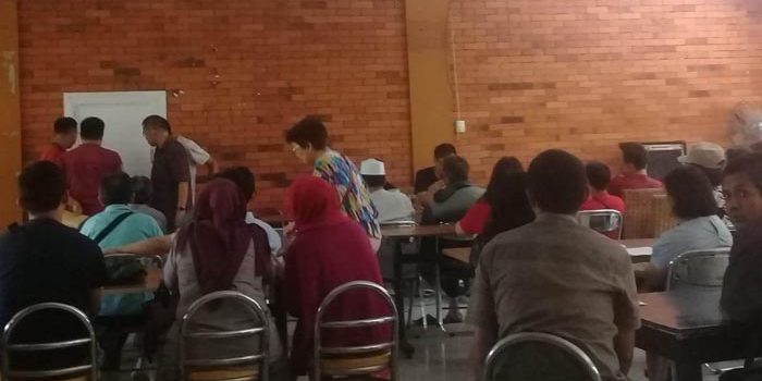 Paguyuban Pedagang Blok F Adakan Pengundian TPS