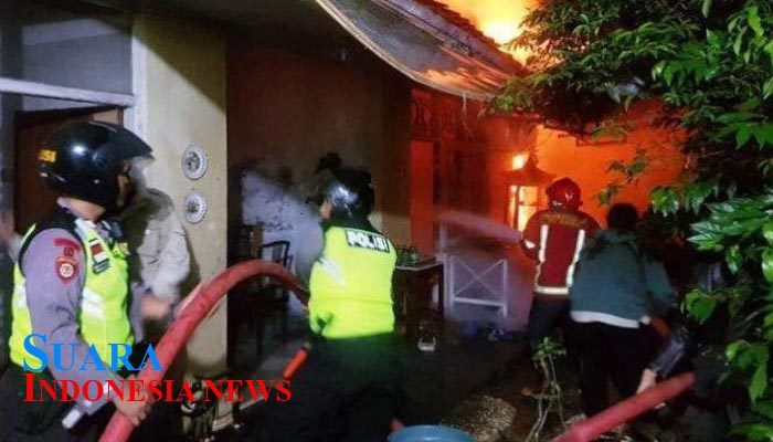 Senin Malam Gudang Batik di Pekalongan Terbakar