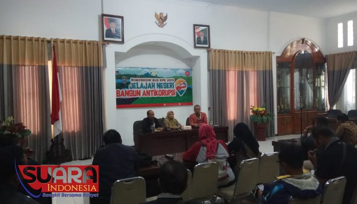 Roadshow Bus KPK : Jelajah Negeri, Bangun Antikorupsi, Hadir di Kota “Pisang” Lumajang