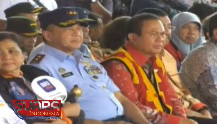 Bupati Nias Hadiri Pembukaan SAIL Nias di Teluk Dalam