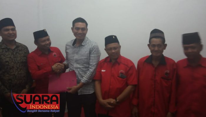 Serahkan Forlmulir Cabup 2020-2025 Mendatang, MFA Datangi Kantor DPD PDI-P