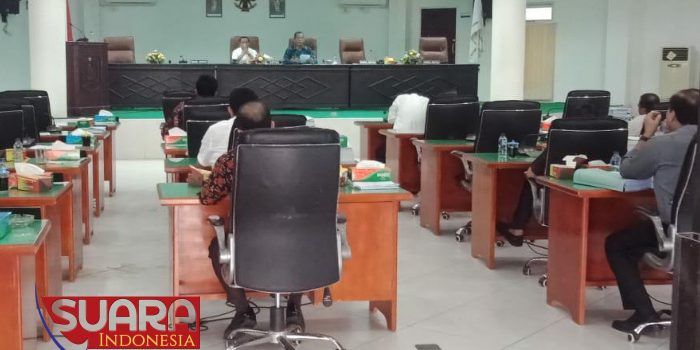 Pemkab Nias Sampaikan Nota Jawaban Perubahan RPJMD Pada Pandangan Umum Fraksi DPRD