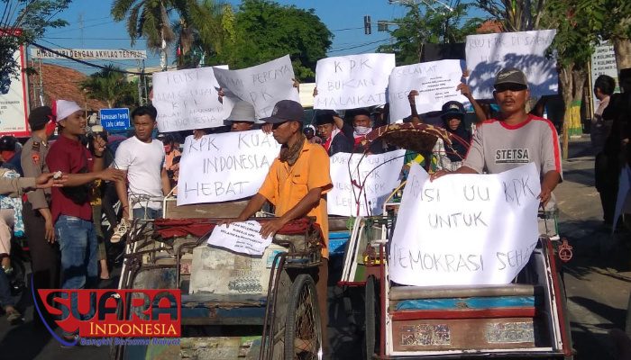 Dukung KPK, Pemuda Gelar Aksi Longmarch