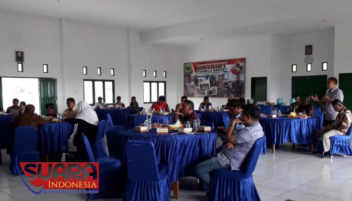 Tangkal Radikalisme dan Gerakan Separatis di Raja Ampat, Kodim Bersama Tokoh Penting Gelar Pembinaan Komos