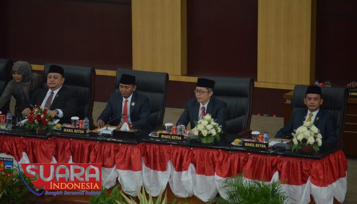 Ucapkan Sumpah Janji, Pimpinan dan Anggota DPRD Kota Bogor 2019-2024 Resmi Dilantik