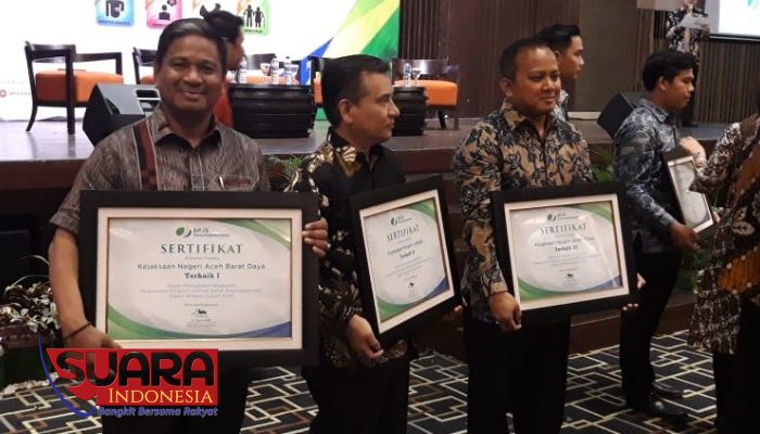 Kejari Abdya Terima Sertifikat Terbaik Satu Tingkat Aceh