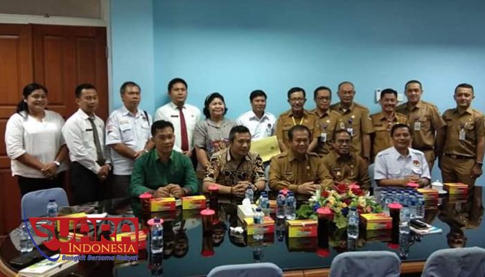 Bahas NPHD, Pemkab Nias Rapat Bersama KPU Kabupaten Nias 12 Bahas NPHD, Pemkab Nias Rapat Bersama KPU Kabupaten Nias