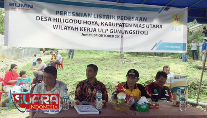 Bebaskan Masyarakat dari Gelap, PLN UP3 Nias Resmikan Listrik Masuk Desa Hiligodu Hoya Nias Utara