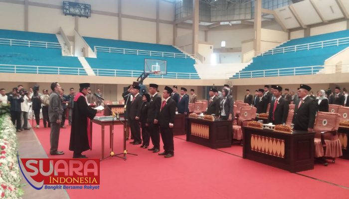 Pimpinan Definitif DPRD OKI Resmi Bersumpah