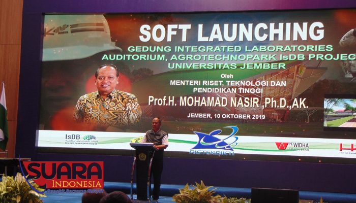 Menristekdikti Tegaskan Tak Pernah Larang Mahasiswa Unjuk Rasa