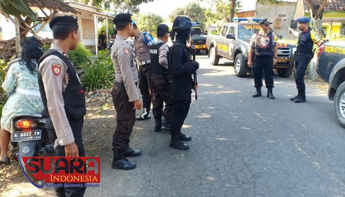Antisipasi Kriminalitas, Polres Lumajang Terjunkan Pasukan Brimob Bersama Tim Cobra 10 Antisipasi Kriminalitas, Polres Lumajang Terjunkan Pasukan Brimob Bersama Tim Cobra