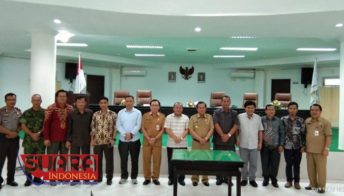Bupati Nias Sampaikan Pendapat Akhir Pada 3 Rancangan Perda Kabupaten Nias 10 Bupati Nias Sampaikan Pendapat Akhir Pada 3 Rancangan Perda Kabupaten Nias