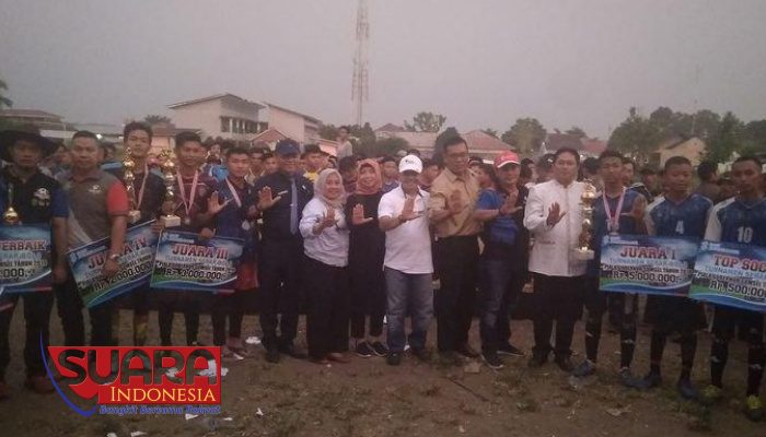 Kadispora Empat Lawang dan Kadispora Sumsel Tutup Turnamen Sepakbola U-20 di Empat Lawang