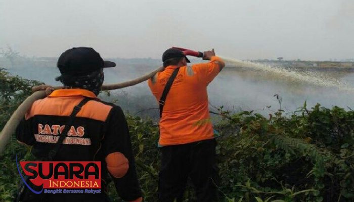 Sumsel Alami Puncak Kemarau, 854 Satgas Dinginkan Gambut di OKI