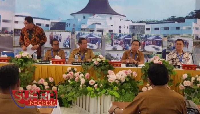 Bupati Nias Hadiri Rakor Pengawasan dan Pemutakhiran Data Tingkat Kabupaten Nias 9 Bupati Nias Hadiri Rakor Pengawasan dan Pemutakhiran Data Tingkat Kabupaten Nias
