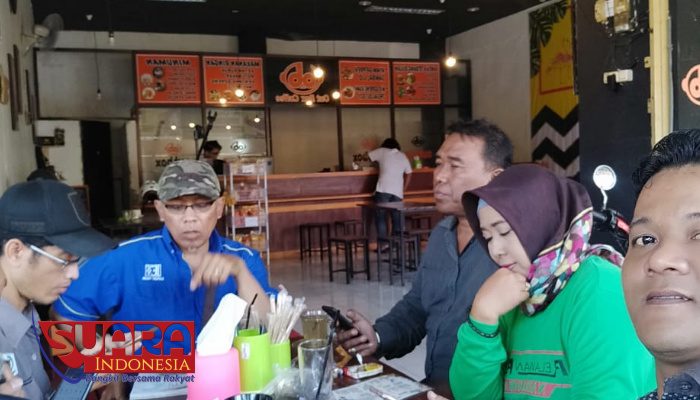 Out Box Cafe Tawarkan Hot Cwi Mie Dengan Tingkat Level Kepedasan