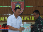 Kunker ke Kaltim, Menteri ATR Serahkan dua Sertifikat Tanah Kogabwilhan II