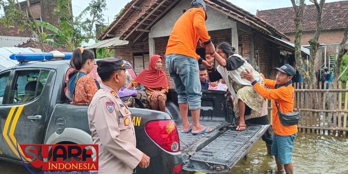 Cegah Korban dan Jaga Keamanan, Polres Kudus Turunkan Personil Untuk Evakuasi Dan Patroli