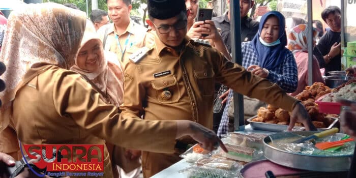 Wali Kota Balikpapan Sidak Dua Pasar Ramadhan, Pastikan Bahan Makanan Aman Konsumsi