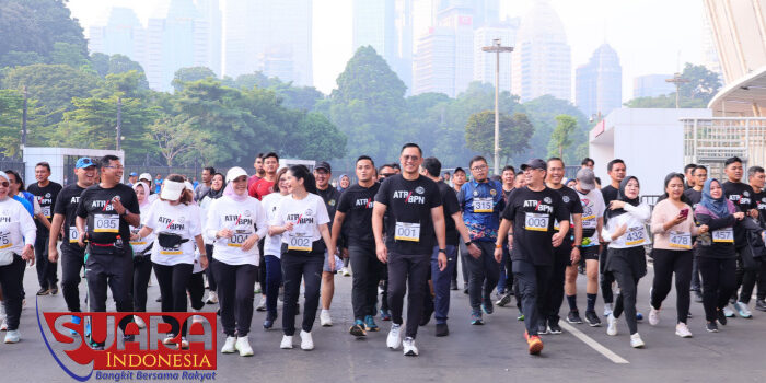 Olahraga Bersama Jajaran, Menteri AHY: Bangun Chemistry demi Tingkatkan Produktivitas