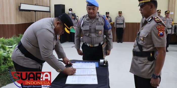 Pimpin Sertijab Dua Pejabat Polres Pamekasan, Ini Pesan AKBP Jazuli Dani Iriawan