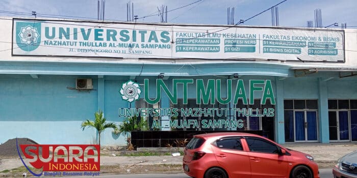 Gus Mamak, Satu Satunya Bacabup Sampang Yang Miliki Universitas